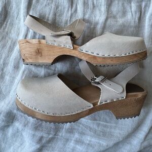 Swedish Hasbeens Covered Low in off-white